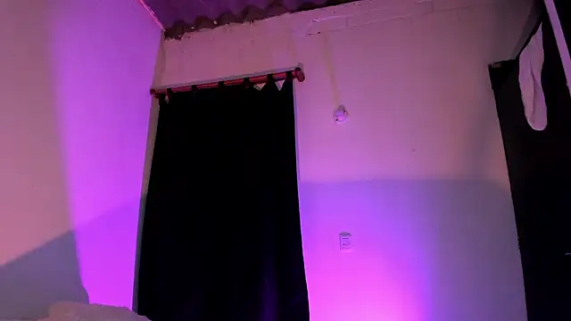 Snapshot of adara_evanss chatting on 02/06/26, 12:04 adara evanss online show from 02/06/26, 12:04