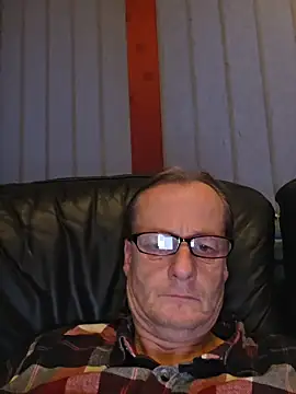 Snapshot of namorreyeb1 chatting on 10/22/25, 05:41 namorreyeb1 online show from 10/22/25, 05:41