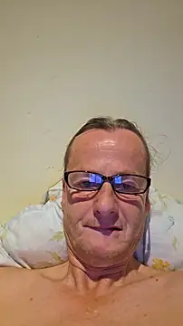 Snapshot of namorreyeb1 chatting on 11/10/25, 07:40 namorreyeb1 online show from 11/10/25, 07:40