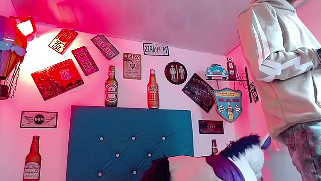 Snapshot of lili_roussi chatting on 11/12/25, 12:55 lili roussi online show from 11/12/25, 12:55