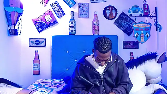 Snapshot of lili_roussi chatting on 11/19/25, 11:16 lili roussi online show from 11/19/25, 11:16