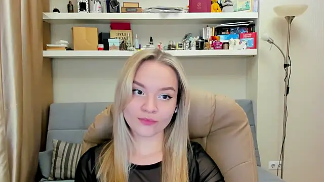 Snapshot of Kara_Smith_ chatting on 02/22/25, 12:27 Kara Smith online show from 02/22/25, 12:27