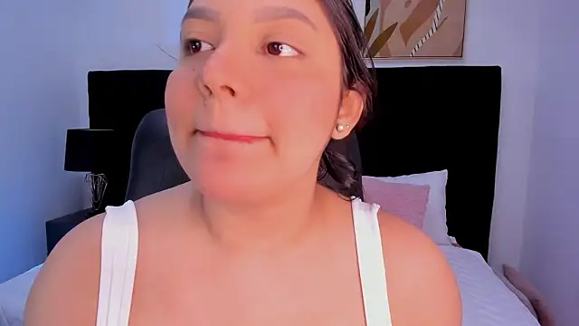 dullce77 online show from 02/23/26, 07:33