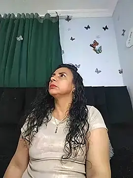 Snapshot of AlexaNovoa_ chatting on 07/08/26, 01:32 AlexaNovoa online show from 07/08/26, 01:32