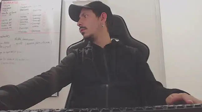 Snapshot of David_Blake69 chatting on 03/09/25, 07:59 David Blake69 online show from 03/09/25, 07:59