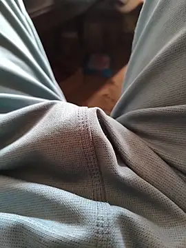 Snapshot of Mr_skywalker chatting on 11/20/25, 08:58 Mr skywalker online show from 11/20/25, 08:58