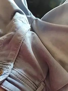 Snapshot of Mr_skywalker chatting on 11/24/25, 06:57 Mr skywalker online show from 11/24/25, 06:57