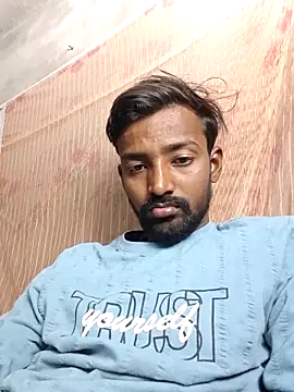 India HOT23 online show from 11/30/25, 04:49