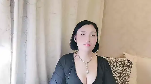 Rachel-6600 online show from 10/30/25, 02:51