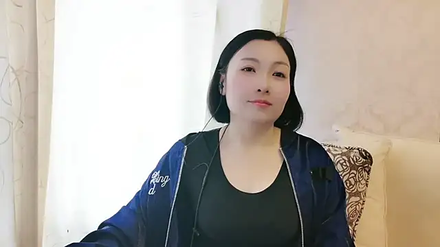 Rachel-6600 online show from 10/31/25, 02:56