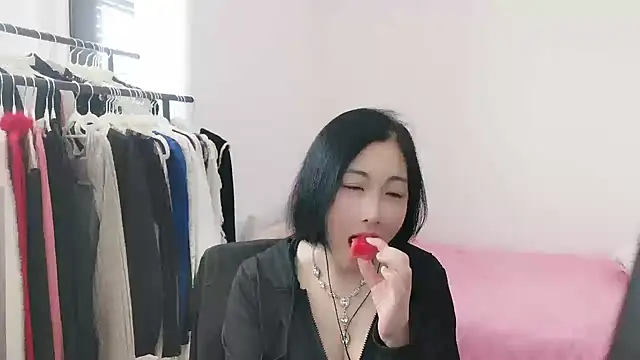 Rachel-6600 online show from 04/17/26, 02:58