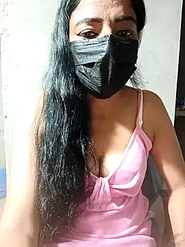 Snapshot of Shurbhi-Sharma chatting on 10/06/25, 06:55 Shurbhi-Sharma online show from 10/06/25, 06:55