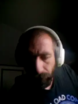 Snapshot of mayg chatting on 06/14/26, 04:25 mayg online show from 06/14/26, 04:25