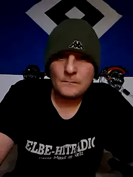 Atze202518 online show from 11/28/25, 02:25