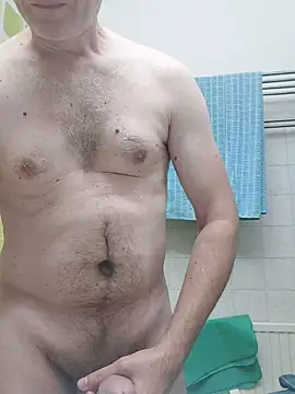 Snapshot of Scharalar chatting on 09/16/25, 06:14 Scharalar online show from 09/16/25, 06:14
