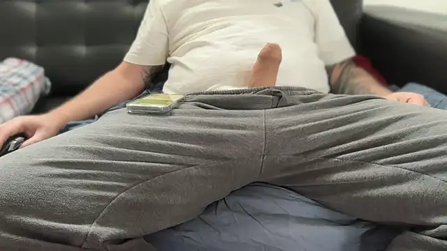 Snapshot of Alfah17 chatting on 04/05/26, 12:13 Alfah17 online show from 04/05/26, 12:13