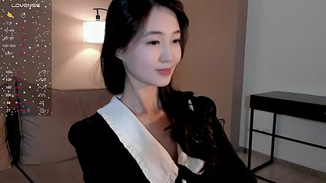 SeulBi online show from 11/15/25, 03:52