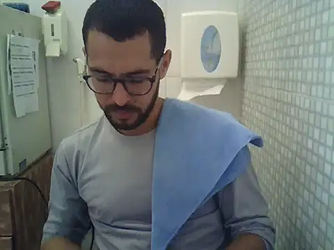 pdasgyn online show from 09/30/25, 12:10