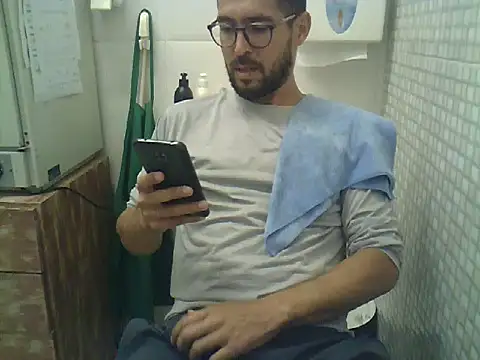 Snapshot of pdasgyn chatting on 02/02/26, 05:55 pdasgyn online show from 02/02/26, 05:55