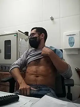 Snapshot of pdasgyn chatting on 03/18/26, 01:25 pdasgyn online show from 03/18/26, 01:25