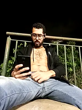 Snapshot of pdasgyn chatting on 03/31/26, 10:10 pdasgyn online show from 03/31/26, 10:10