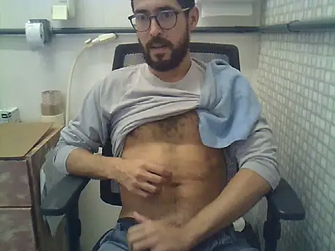 Snapshot of pdasgyn chatting on 04/01/26, 02:47 pdasgyn online show from 04/01/26, 02:47