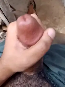 Snapshot of Fr1925 chatting on 10/11/25, 04:27 Fr1925 online show from 10/11/25, 04:27