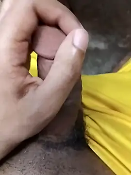 Snapshot of Fr1925 chatting on 12/02/25, 05:52 Fr1925 online show from 12/02/25, 05:52