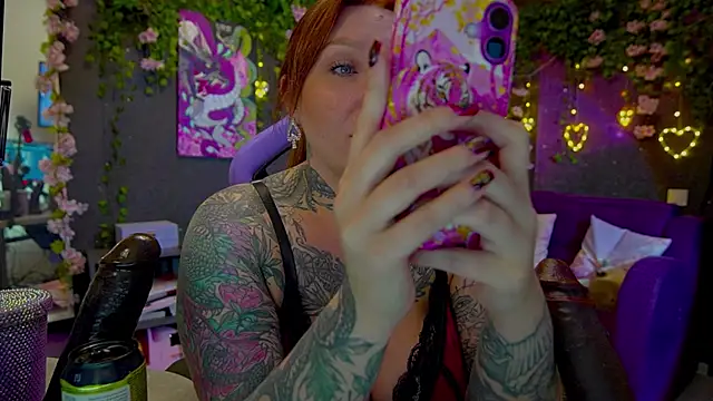 Snapshot of BlackedBarbie chatting on 03/08/26, 06:55 BlackedBarbie online show from 03/08/26, 06:55