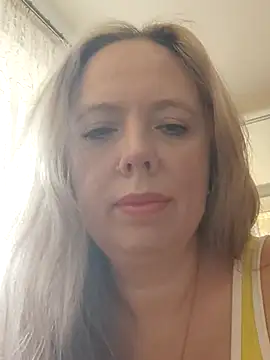 Irina3718 online show from 11/22/25, 09:52