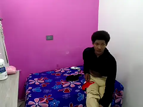 Kittenx18 online show from 03/11/25, 06:32