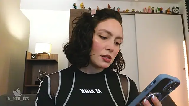 Snapshot of Te_para_2 chatting on 09/15/25, 04:40 Te para 2 online show from 09/15/25, 04:40