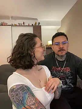 Snapshot of Te_para_2 chatting on 09/18/25, 04:53 Te para 2 online show from 09/18/25, 04:53