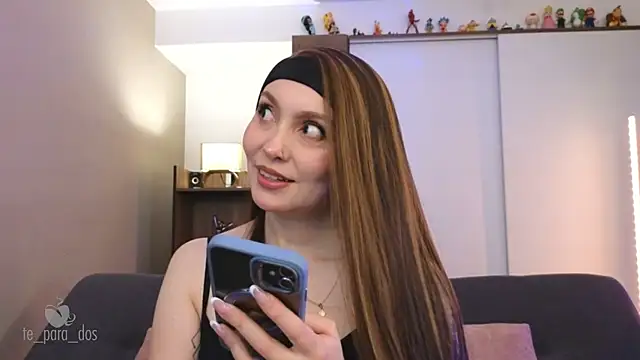 Snapshot of Te_para_2 chatting on 10/12/25, 02:49 Te para 2 online show from 10/12/25, 02:49