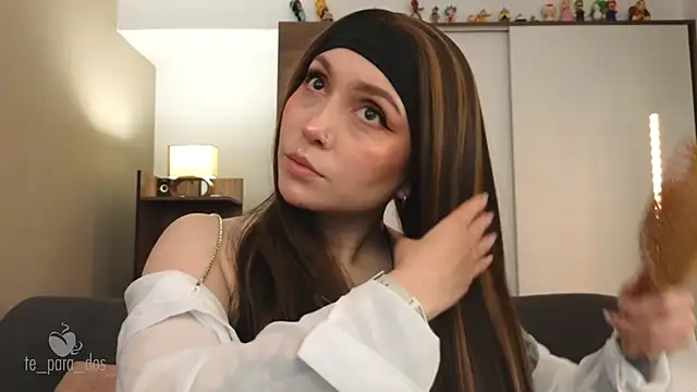 Snapshot of Te_para_2 chatting on 10/19/25, 03:01 Te para 2 online show from 10/19/25, 03:01