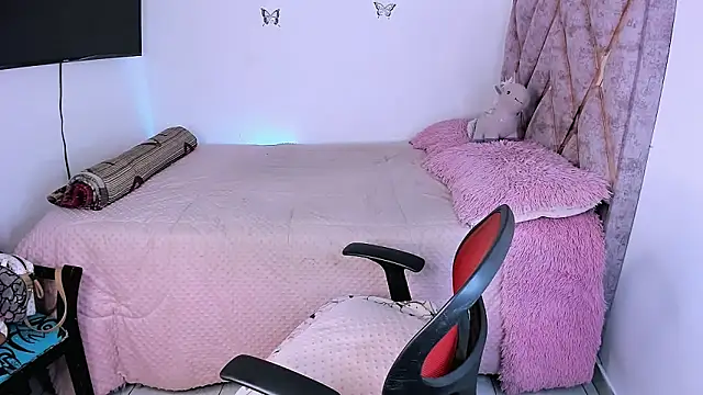 Tania rendon online show from 03/29/26, 10:48