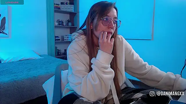 Soy mangx online show from 10/06/25, 02:53