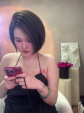 Baby-youyou online show from 03/19/25, 02:37