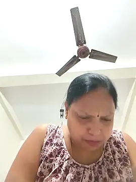 Arohi35 online show from 09/18/25, 05:04