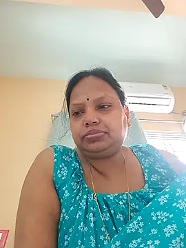 Snapshot of Arohi35 chatting on 04/10/26, 01:55 Arohi35 online show from 04/10/26, 01:55