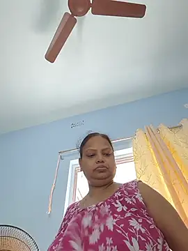 Snapshot of Arohi35 chatting on 07/19/26, 03:10 Arohi35 online show from 07/19/26, 03:10