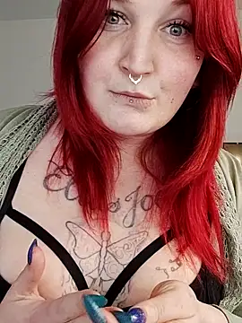 Snapshot of TiffiChantiT2 chatting on 03/10/25, 04:46 TiffiChantiT2 online show from 03/10/25, 04:46