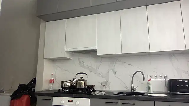 AngelinaMeov online show from 03/13/25, 01:50