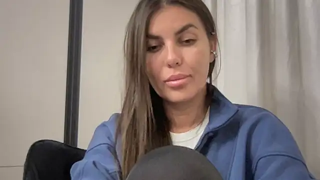 AngelinaMeov online show from 09/25/25, 07:50