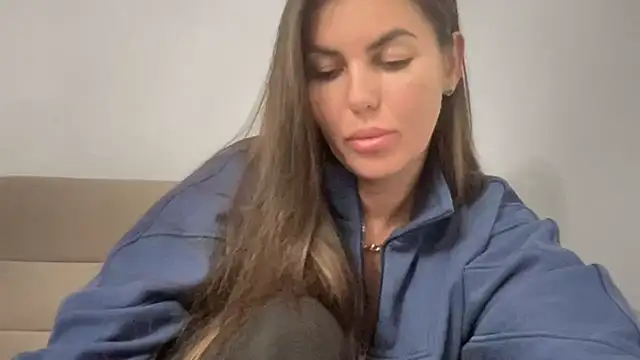 AngelinaMeov online show from 09/28/25, 07:41