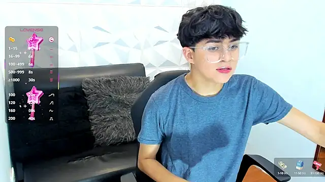 Snapshot of Sam_Daves chatting on 10/17/25, 03:03 Sam Daves online show from 10/17/25, 03:03