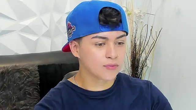 Snapshot of Sam_Daves chatting on 11/27/25, 02:19 Sam Daves online show from 11/27/25, 02:19