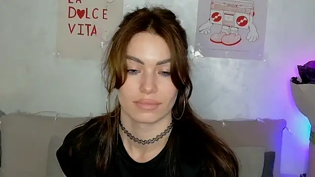 Snapshot of SweetDarling7 chatting on 03/27/26, 01:22 SweetDarling7 online show from 03/27/26, 01:22