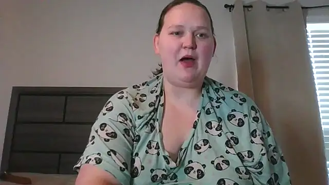 FantasyWifeBri online show from 11/28/25, 06:21