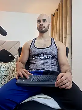 Snapshot of Chris_Alzate chatting on 03/14/25, 12:54 Chris Alzate online show from 03/14/25, 12:54